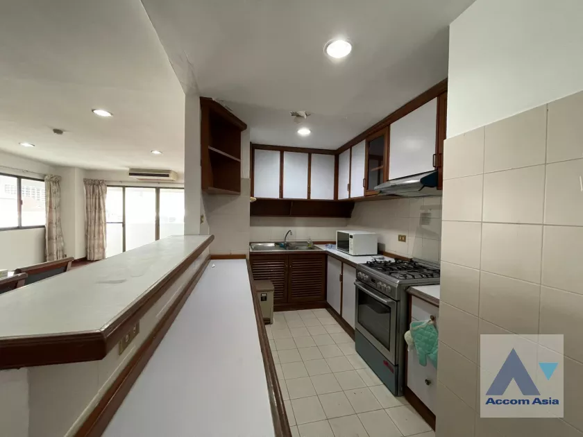 4  2 br Condominium For Rent in Sukhumvit ,Bangkok BTS Asok - MRT Sukhumvit at Ruamjai Heights AA39033