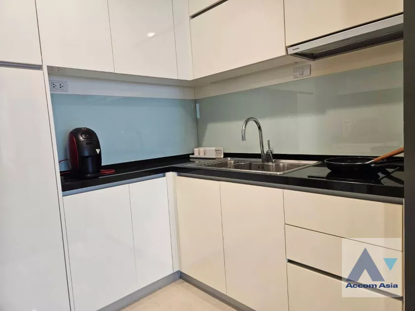 unit 1 Bedroom  Condominium For Rent in Sukhumvit, Bangkok  near BTS Phrom Phong (AA39037)