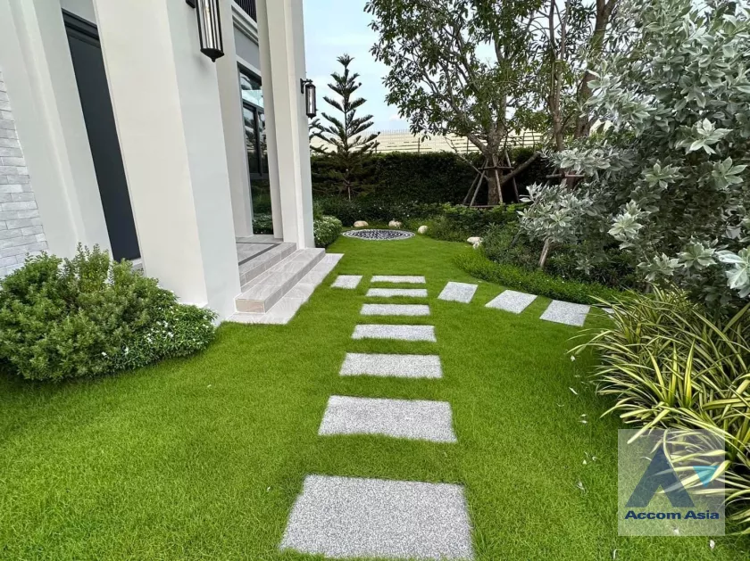 6  4 br House For Sale in Latkrabang ,Bangkok ARL Ban Thap Chang at House AA39044