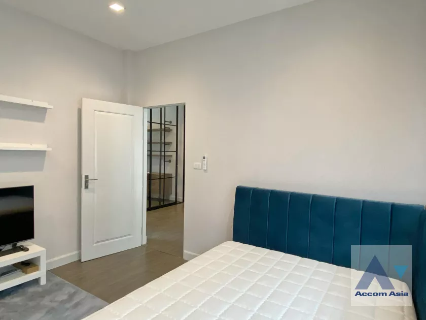 11  3 br House For Sale in Pattanakarn ,Bangkok ARL Ban Thap Chang at Bangkok Boulevard Rama9 AA39048