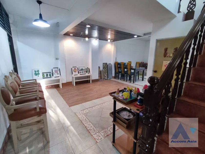 19  3 br Townhouse For Sale in bangna ,Bangkok BTS Udomsuk AA39054