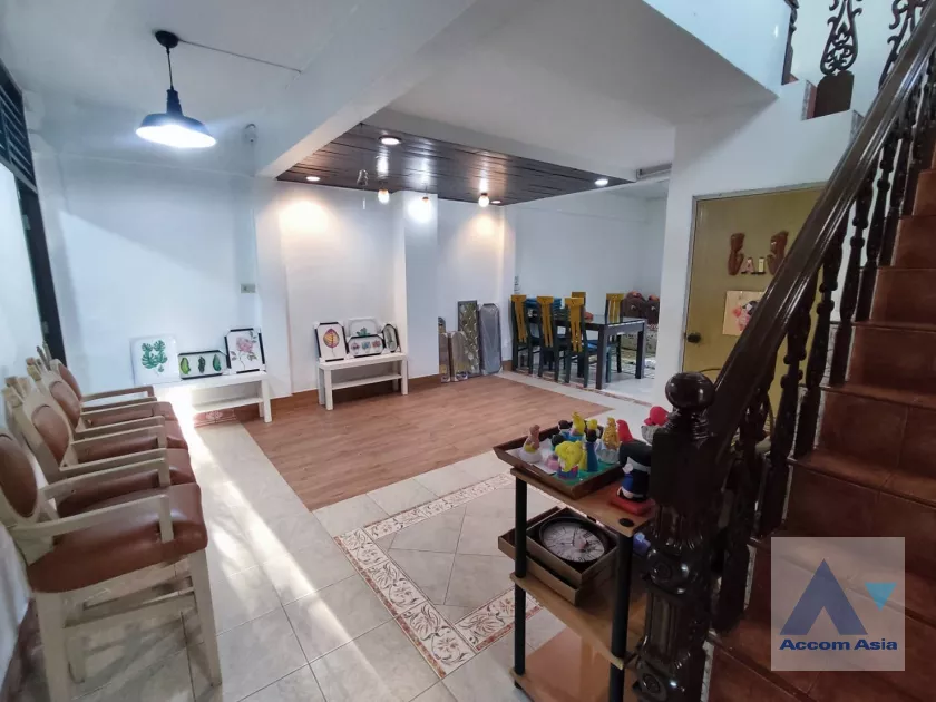20  3 br Townhouse For Sale in bangna ,Bangkok BTS Udomsuk AA39054