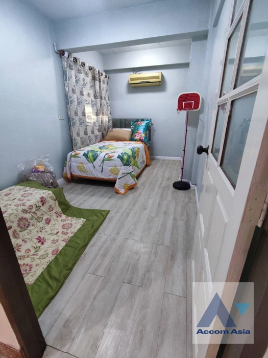 24  3 br Townhouse For Sale in Bang Na ,Bangkok BTS Udomsuk AA39054
