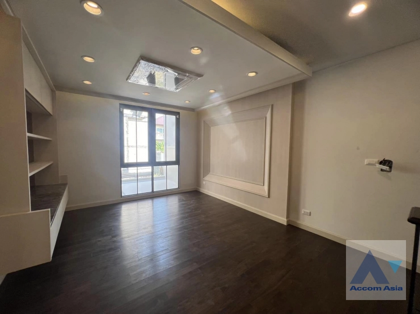 7  4 br Townhouse For Rent in Sathorn ,Bangkok  at Veritz Sathupradit 34 AA39058