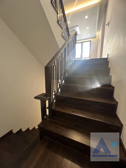 6  4 br Townhouse For Rent in Sathorn ,Bangkok  at Veritz Sathupradit 34 AA39058