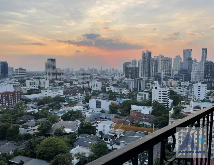 10  2 br Condominium For Sale in Sukhumvit ,Bangkok BTS Thong Lo at The Crest Sukhumvit 34 AA39063