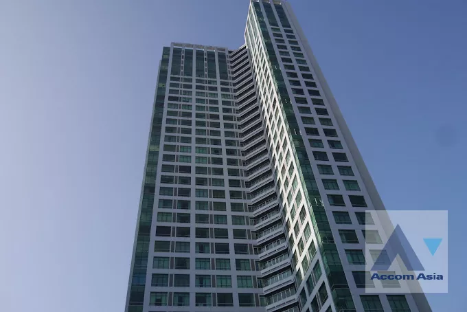 Fully Furnished |  2 Bedrooms  Condominium For Sale in Charoennakorn, Bangkok  near BTS Krung Thon Buri (AA39065)