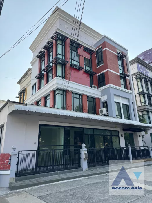  1  Townhouse For Rent in Bangna ,Bangkok BTS Bang Na at  Baan Klang Krung Office Park Bangna AA39069