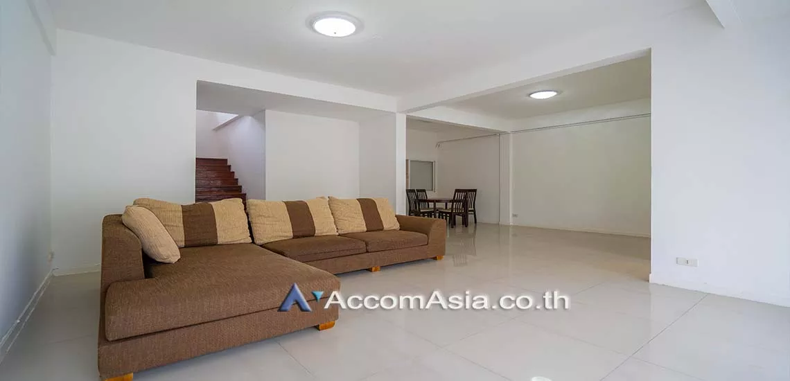 4  3 br House for rent and sale in Sukhumvit ,Bangkok BTS Nana 11001812