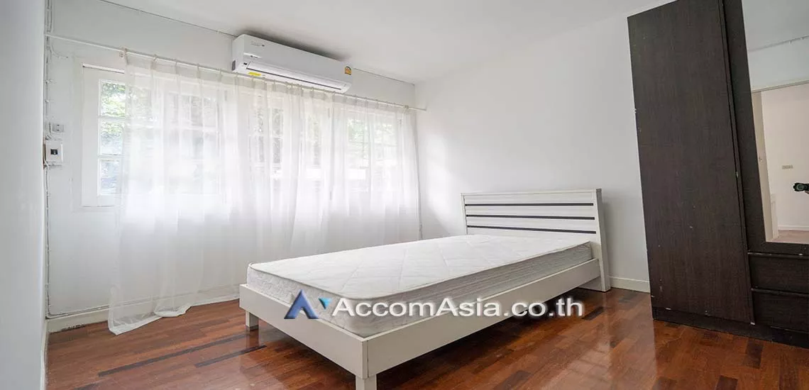 8  3 br House for rent and sale in Sukhumvit ,Bangkok BTS Nana 11001812
