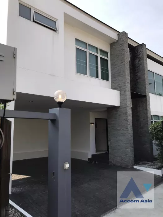 14  4 br House For Sale in Lat Phrao ,Bangkok ARL Ramkhamhaeng at Moo Baan Tararom  AA39082