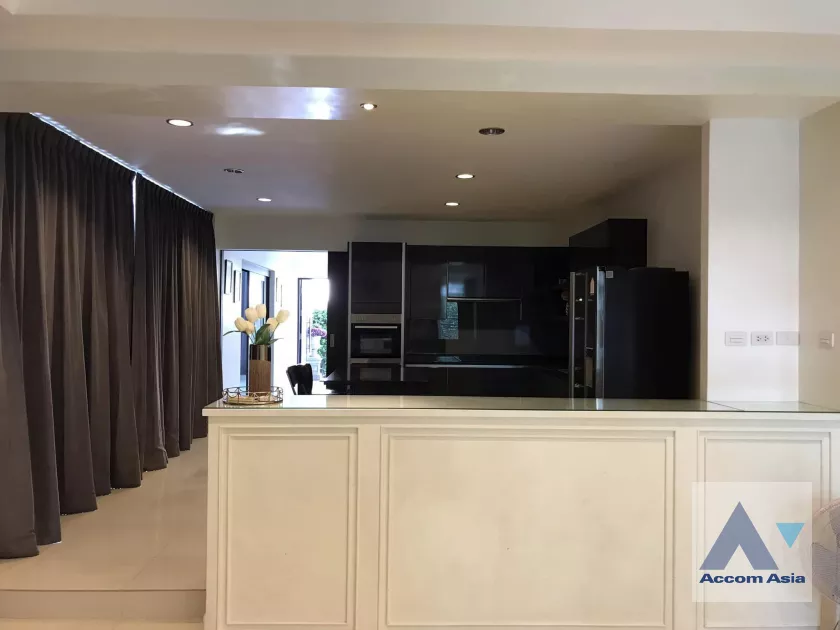 5  4 br House For Sale in Lat Phrao ,Bangkok ARL Ramkhamhaeng at Moo Baan Tararom  AA39082