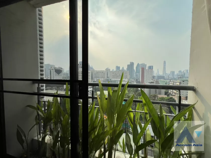  1  4 br Condominium For Sale in Sukhumvit ,Bangkok BTS Nana at Liberty Park 2 AA39085