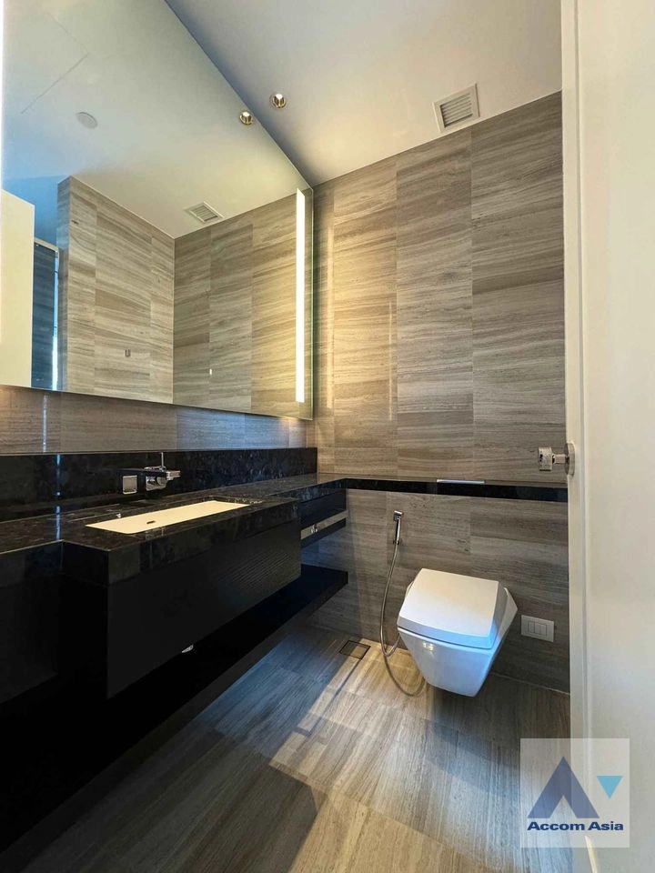 13  2 br Condominium for rent and sale in Sathorn ,Bangkok BTS Saphan Taksin at Four Seasons Private Residences AA39092