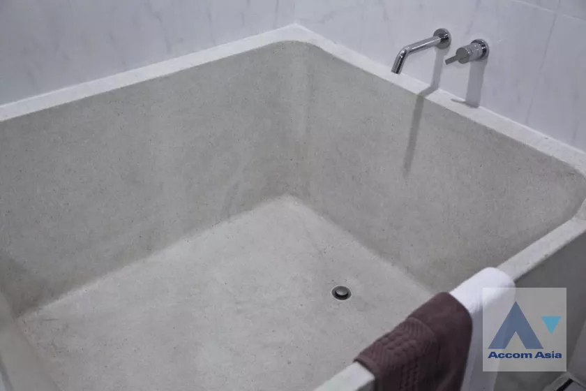 10  2 br Condominium For Rent in Sukhumvit ,Bangkok BTS Phrom Phong at Siamese Gioia AA39106