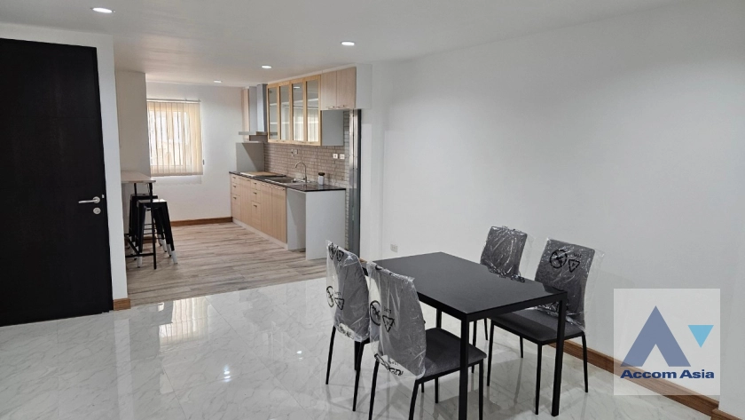 6  2 br Townhouse for rent and sale in Sukhumvit ,Bangkok BTS Udomsuk AA39115