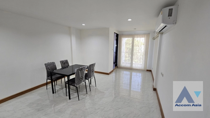 5  2 br Townhouse for rent and sale in Sukhumvit ,Bangkok BTS Udomsuk AA39115