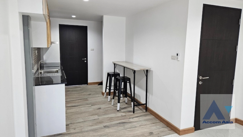 5  6 br Townhouse For Rent in Sukhumvit ,Bangkok BTS Udomsuk AA39116