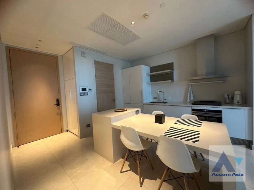 5  1 br Condominium for rent and sale in Ploenchit ,Bangkok BTS Chitlom at Sindhorn Residence AA39117