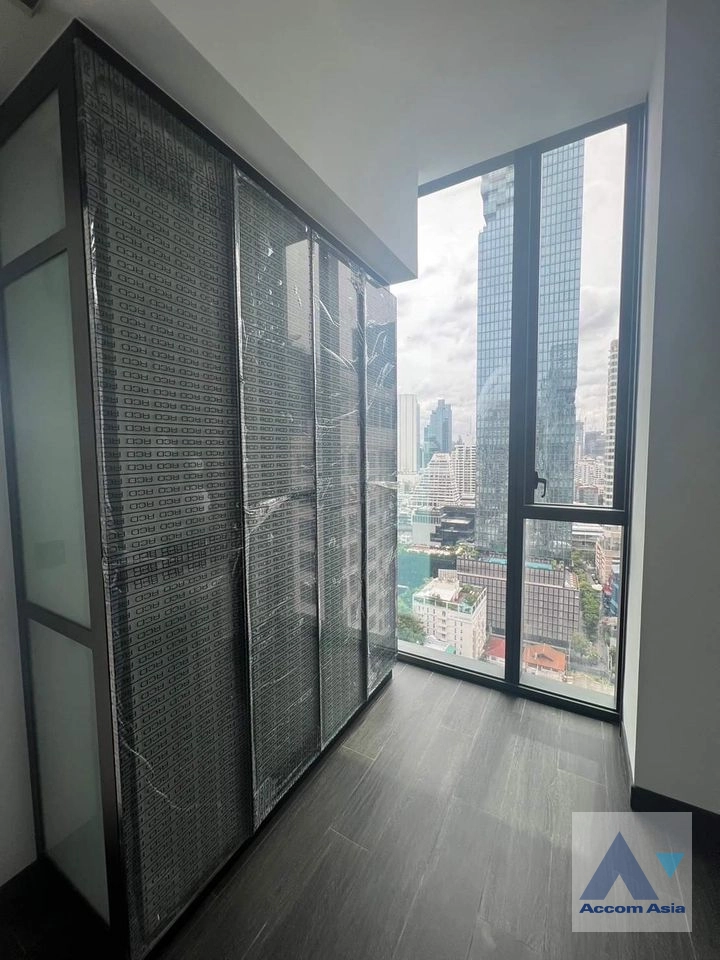 5  1 br Condominium For Sale in Sathorn ,Bangkok BTS Chong Nonsi at Tait 12 AA39124