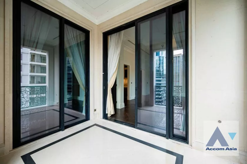 10  2 br Condominium For Sale in Ploenchit ,Bangkok BTS Ploenchit at 98 Wireless AA39128