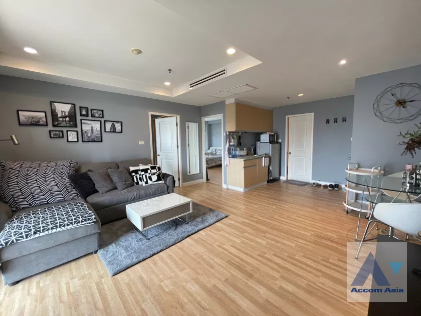 unitCorner Unit, Common Pool, Big Balcony | 2 BR - City Living Ratchada