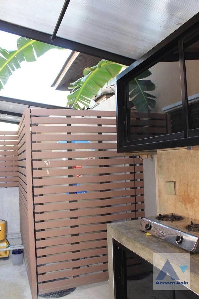 5  4 br Townhouse For Rent in Phaholyothin ,Bangkok BTS Sanam Pao AA39135