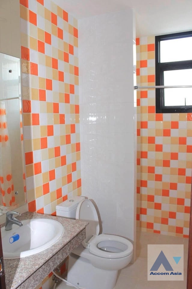 20  4 br Townhouse For Rent in Phaholyothin ,Bangkok BTS Sanam Pao AA39135