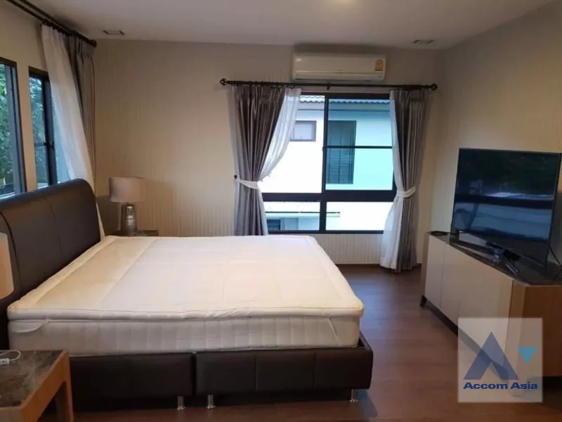 5  4 br House For Rent in Bang Na ,Samutprakan  at Moo Baan Bangna AA39137