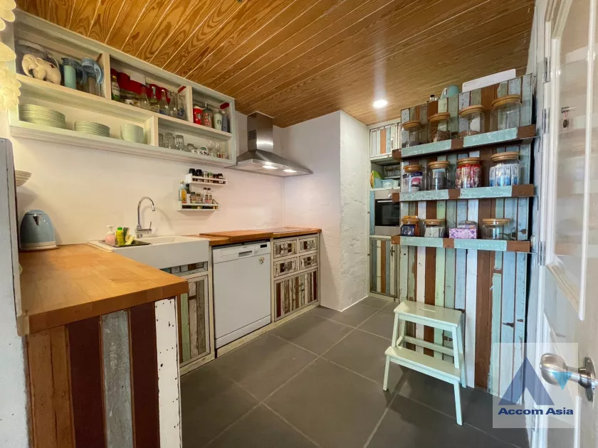  2  2 br Condominium For Sale in Ratchadaphisek ,Bangkok MRT Huai Khwang at The City Living Ratchada AA39142