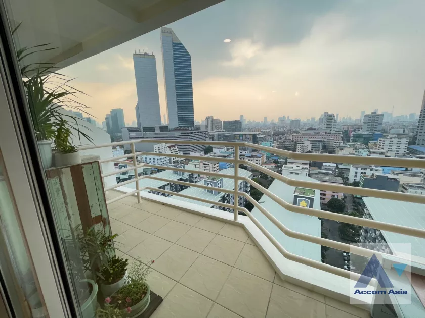 5  2 br Condominium For Sale in Ratchadaphisek ,Bangkok MRT Huai Khwang at The City Living Ratchada AA39142