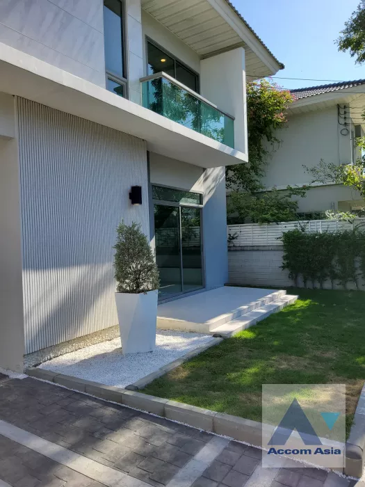21  4 br House For Sale in Latkrabang ,Bangkok ARL Ban Thap Chang at House AA39143