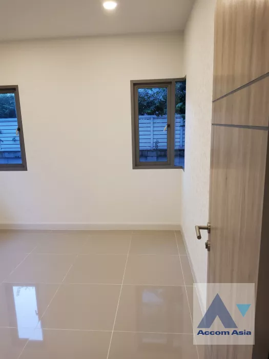 9  4 br House For Sale in Latkrabang ,Bangkok ARL Ban Thap Chang at House AA39143