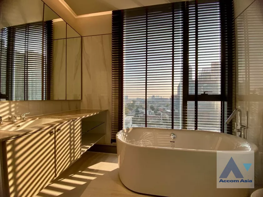 13  2 br Condominium For Rent in Sukhumvit ,Bangkok BTS Phrom Phong at KRAAM Sukhumvit 26 AA39145