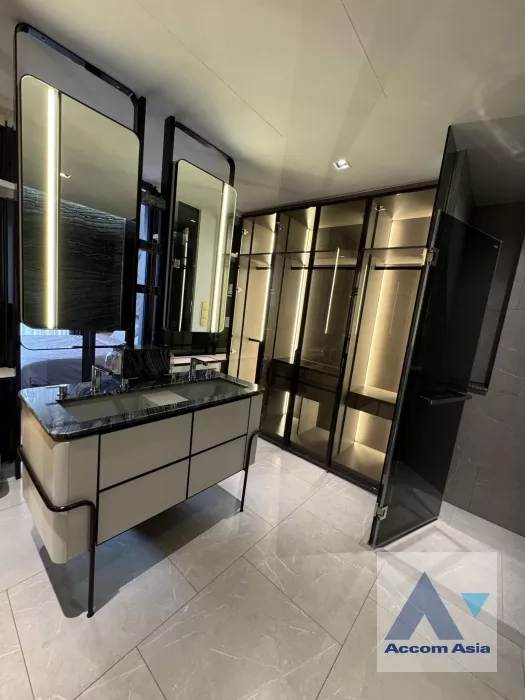 10  2 br Condominium For Rent in Sukhumvit ,Bangkok BTS Ekkamai at The Reserve 61 Hideaway AA39147