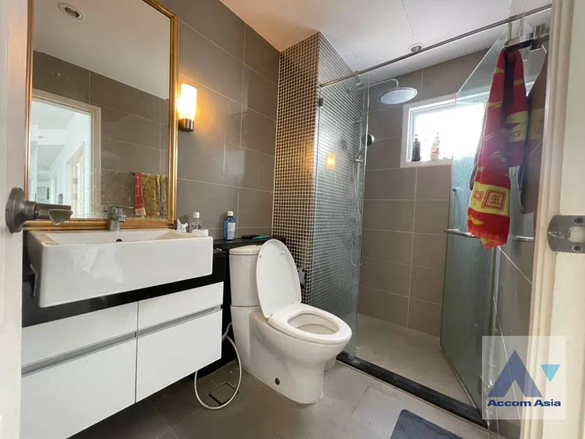 6  2 br Condominium For Sale in Ratchadaphisek ,Bangkok MRT Rama 9 at Supalai Wellington AA39156