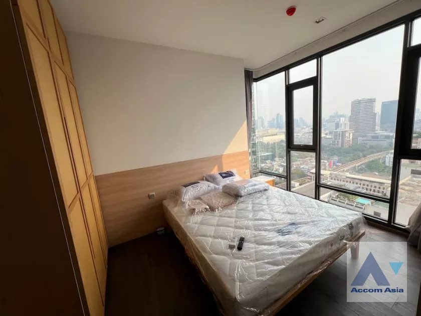 2 Bedrooms  Condominium For Rent in Phaholyothin, Bangkok  near BTS Ratchathewi (AA39169)