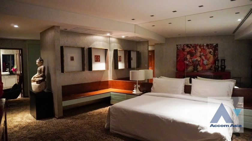 25  3 br Condominium For Sale in Charoen Nakhon ,Bangkok BTS Krung Thon Buri at Supakarn Condominium AA39181