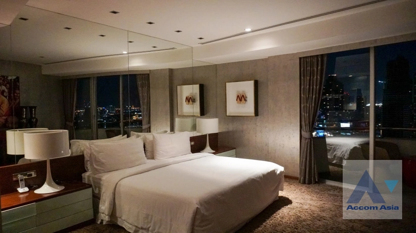 26  3 br Condominium For Sale in Charoen Nakhon ,Bangkok BTS Krung Thon Buri at Supakarn Condominium AA39181