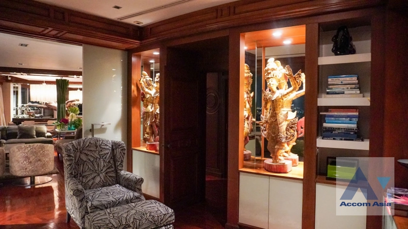 30  3 br Condominium For Sale in Charoen Nakhon ,Bangkok BTS Krung Thon Buri at Supakarn Condominium AA39181