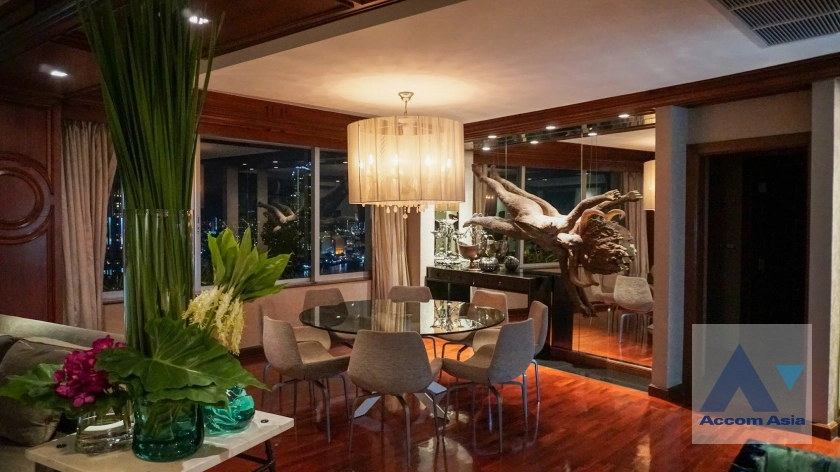 4  3 br Condominium For Sale in Charoen Nakhon ,Bangkok BTS Krung Thon Buri at Supakarn Condominium AA39181