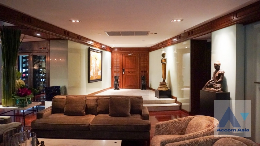 9  3 br Condominium For Sale in Charoen Nakhon ,Bangkok BTS Krung Thon Buri at Supakarn Condominium AA39181