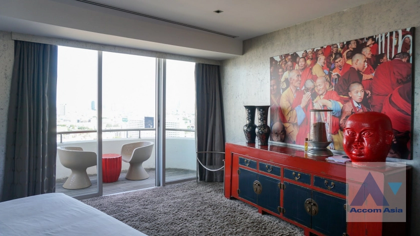 33  3 br Condominium For Sale in Charoen Nakhon ,Bangkok BTS Krung Thon Buri at Supakarn Condominium AA39181