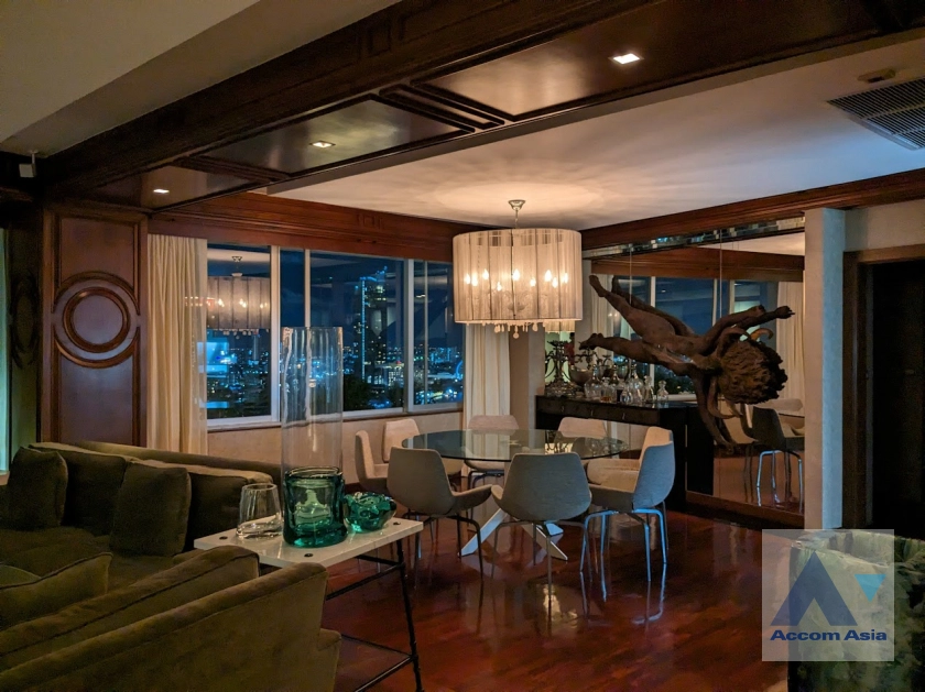  1  3 br Condominium For Sale in Charoen Nakhon ,Bangkok BTS Krung Thon Buri at Supakarn Condominium AA39181