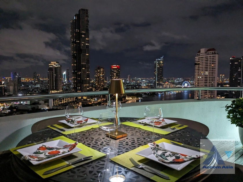 15  3 br Condominium For Sale in Charoen Nakhon ,Bangkok BTS Krung Thon Buri at Supakarn Condominium AA39181