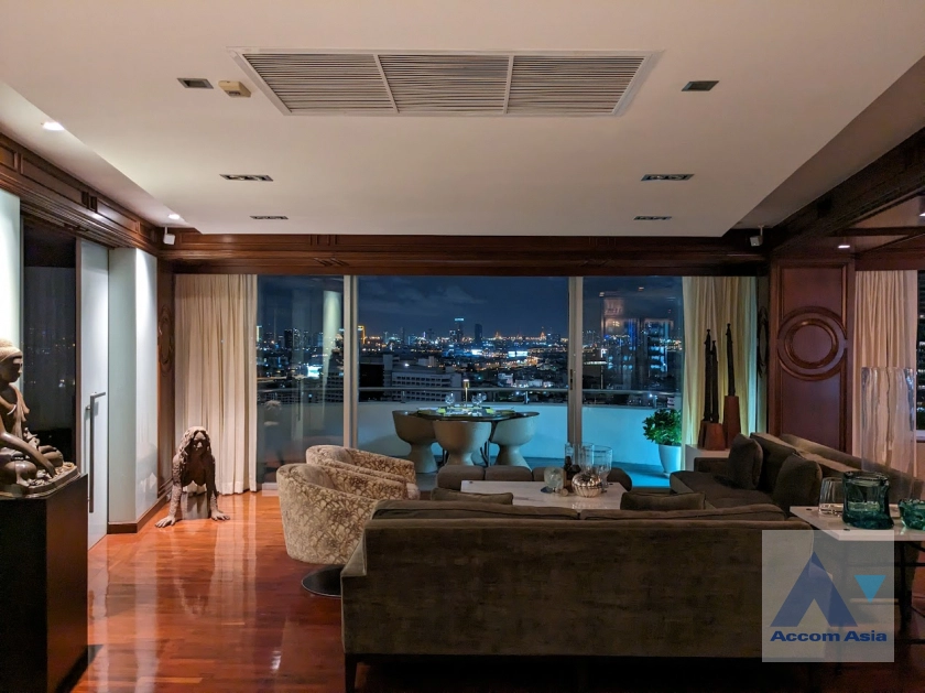 7  3 br Condominium For Sale in Charoen Nakhon ,Bangkok BTS Krung Thon Buri at Supakarn Condominium AA39181