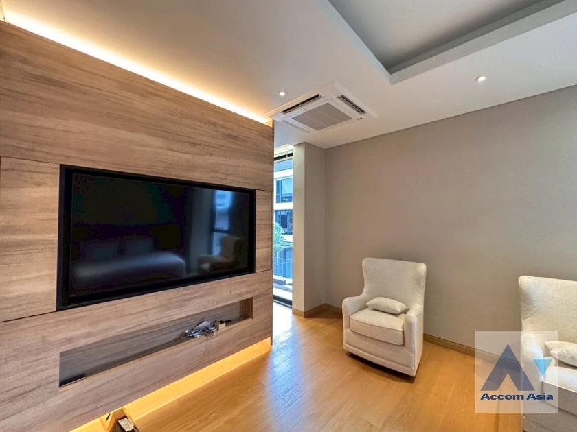 12  6 br House For Rent in Sathorn ,Bangkok BRT Wat Dan at Baan 365 Rama 3 AA39182