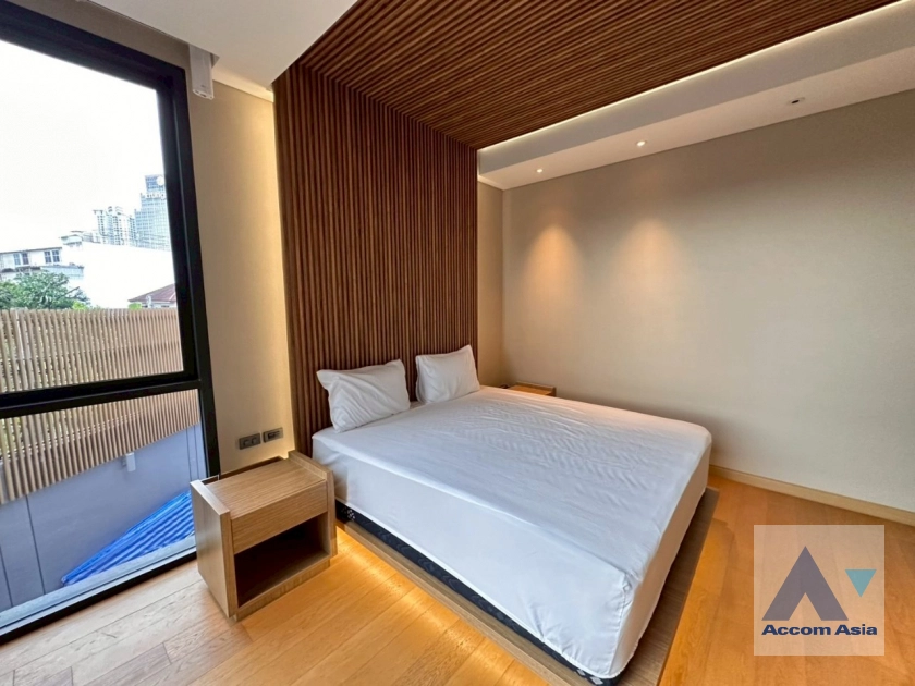 14  6 br House For Rent in Sathorn ,Bangkok BRT Wat Dan at Baan 365 Rama 3 AA39182