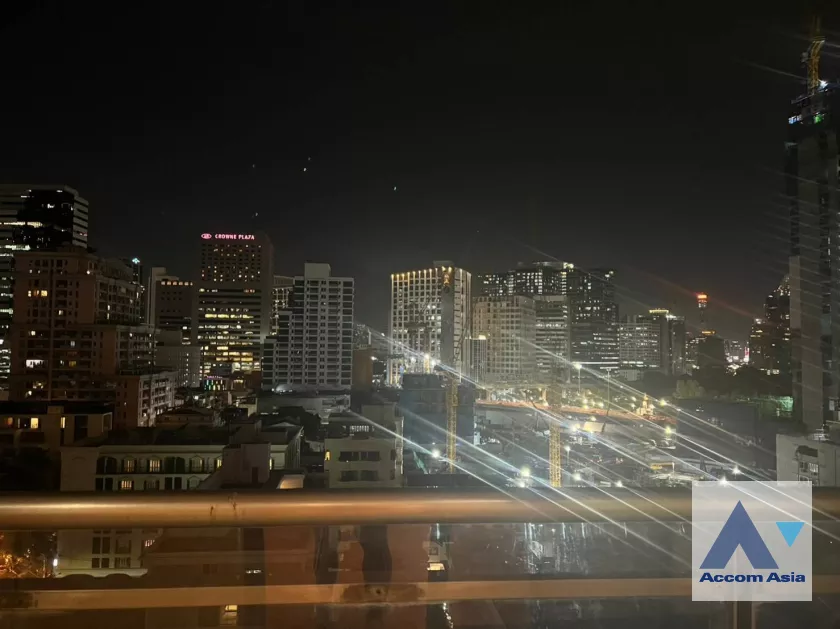 11  4 br Condominium For Rent in Silom ,Bangkok BTS Sala Daeng - MRT Silom at Royal Saladaeng AA39190