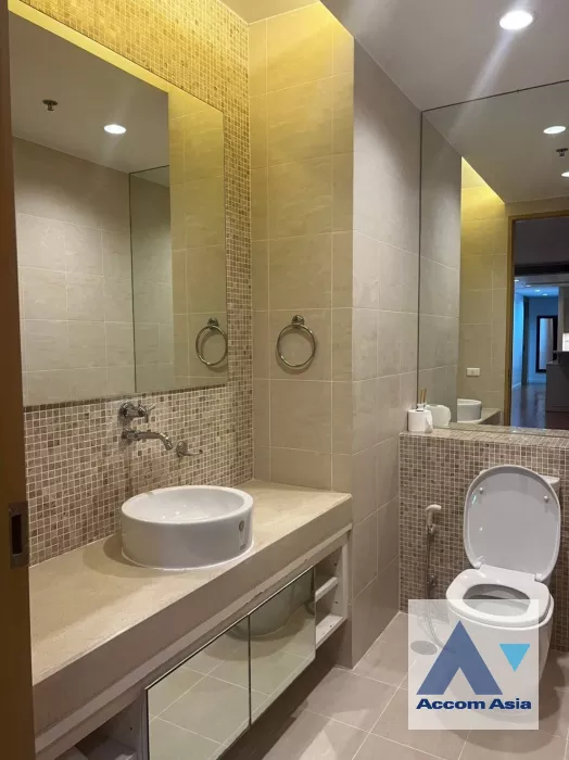 10  4 br Condominium For Rent in Silom ,Bangkok BTS Sala Daeng - MRT Silom at Royal Saladaeng AA39190